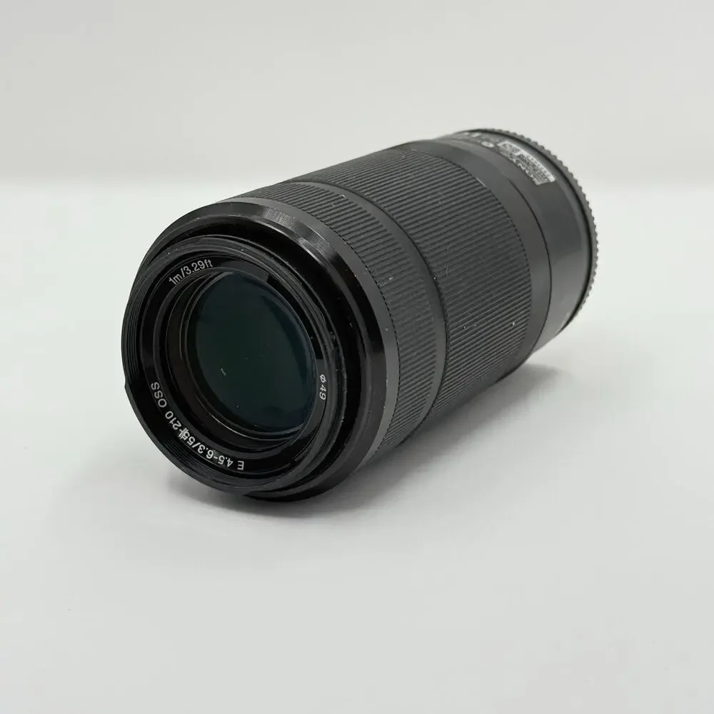 Sony E 55 210mm F4.5 6.3 OSS Zoom Lens SEL55210 Black Box Hood